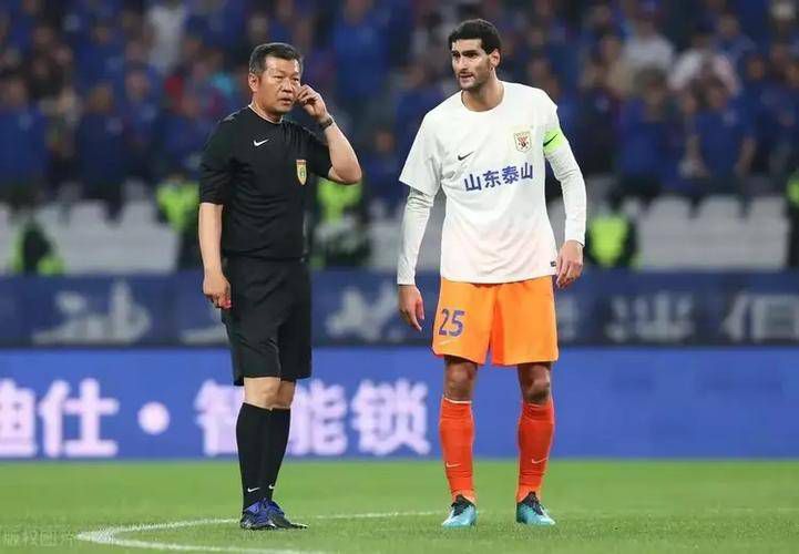 白洁被五个人玩一夜